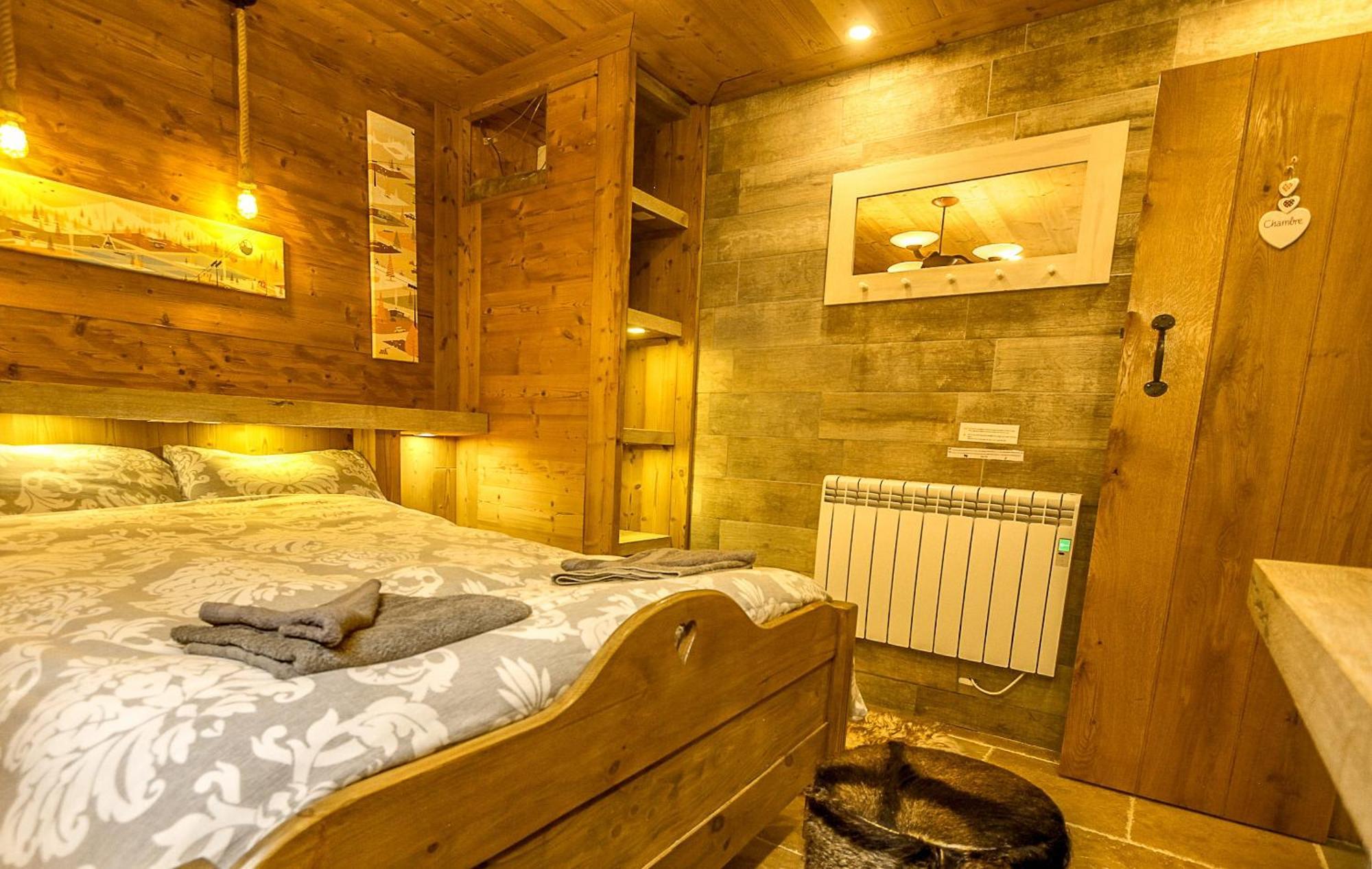 Chalet Miravidi, Montchavin-La Plagne, Jacuzzi & Sauna Номер фото